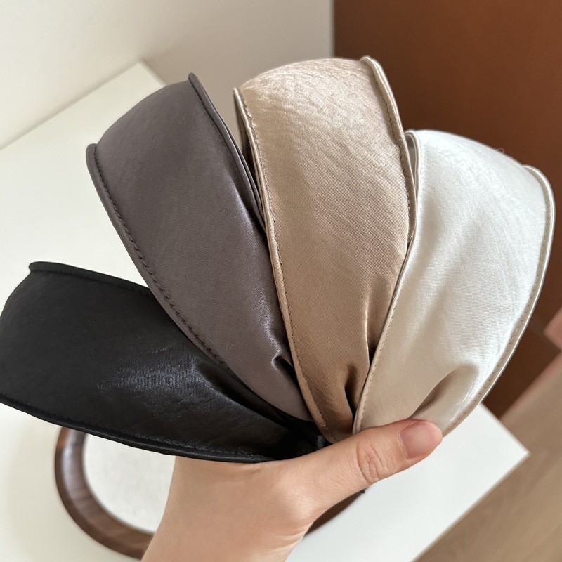 Ultra široka satenska diademă za žene, elegantan i sladak stil, široka kruna, vizualno izdužuje lice.