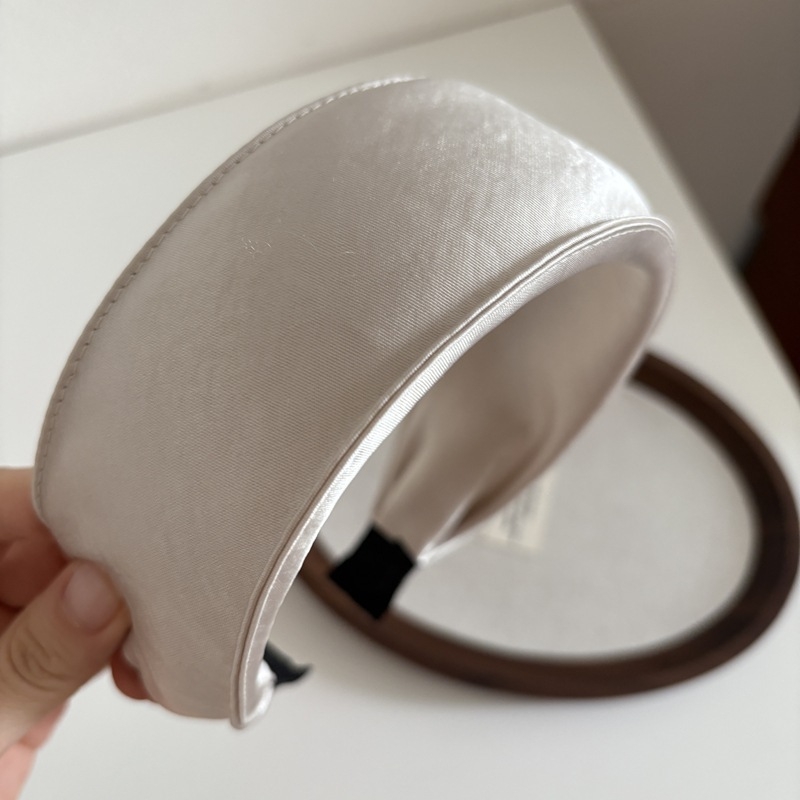 Ultra široka satenska diademă za žene, elegantan i sladak stil, široka kruna, vizualno izdužuje lice.
