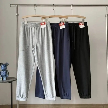 Japanski inspirirane minimalističke muške trenirke hlače od guste terry tkanine, ravni kroj, elastični pojas sa špagom, casual sportske hlače