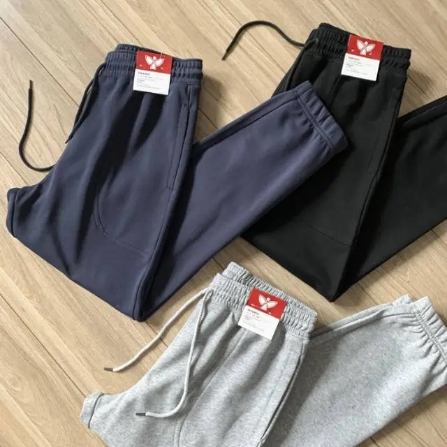 Japanski inspirirane minimalističke muške trenirke hlače od guste terry tkanine, ravni kroj, elastični pojas sa špagom, casual sportske hlače