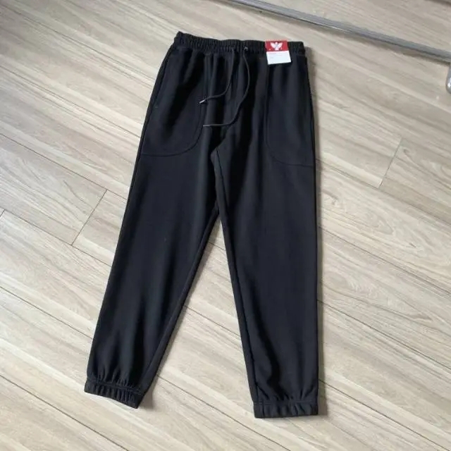 Japanski inspirirane minimalističke muške trenirke hlače od guste terry tkanine, ravni kroj, elastični pojas sa špagom, casual sportske hlače
