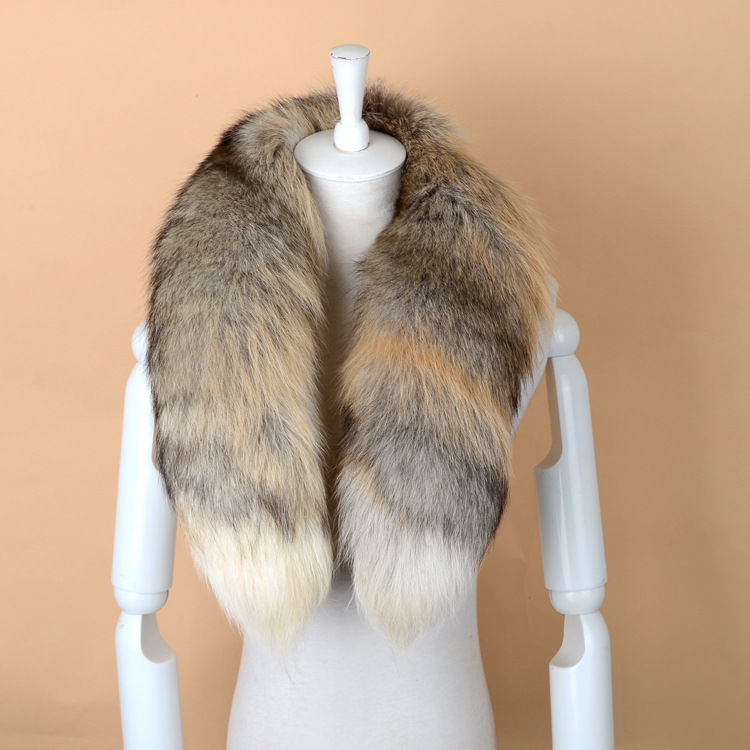Šal od prave lisice krzna, prirodna boja, unisex, casual stil, duljina oko 80 cm, oversize