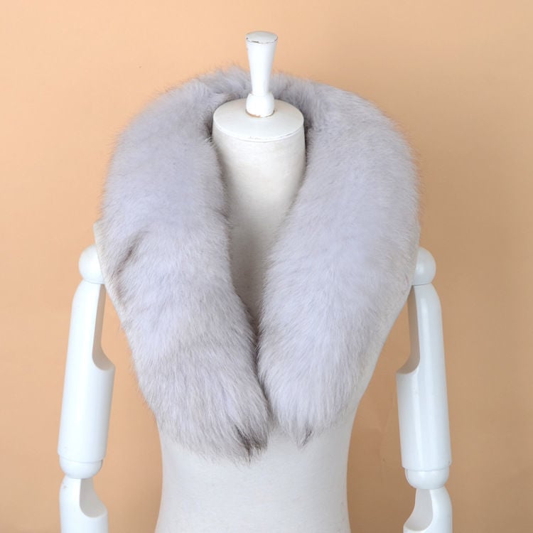 Šal od prave lisice krzna, prirodna boja, unisex, casual stil, duljina oko 80 cm, oversize
