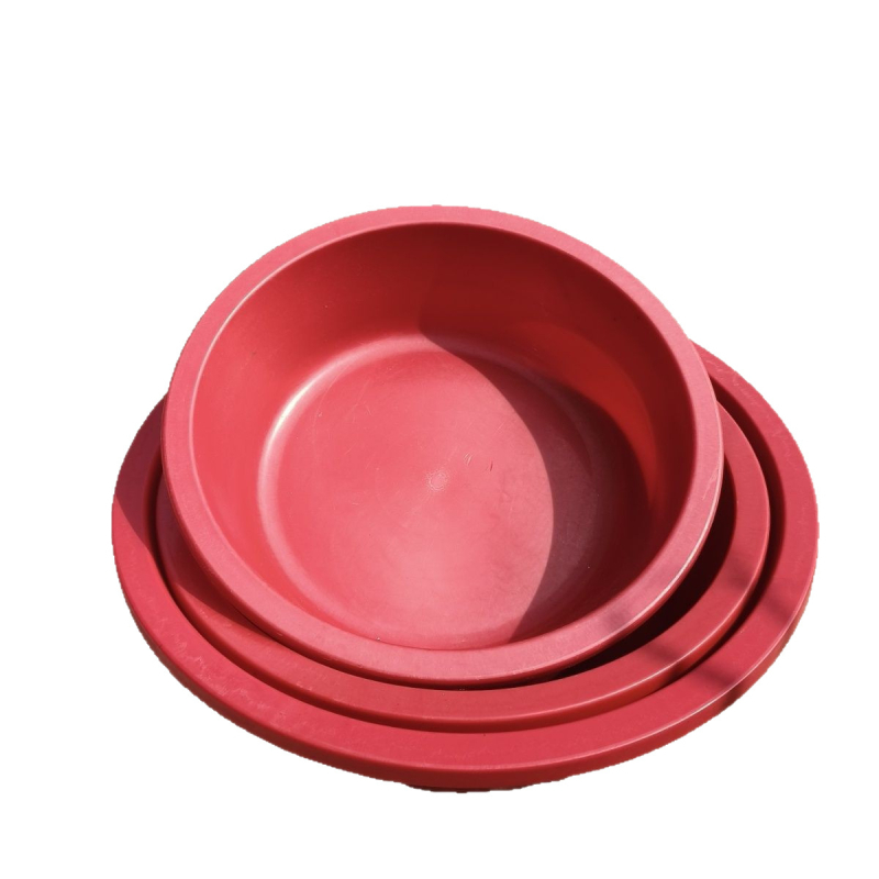 Plastična posuda velikog kapaciteta s debelim stijenkama, promjer 50-80 cm, pogodna za pranje povrća, odjeće i kupanje.