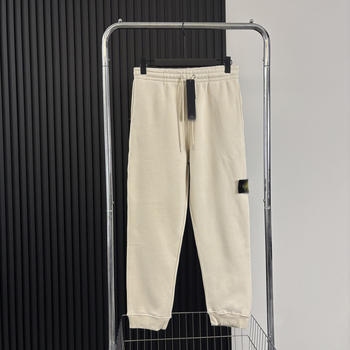 Férfi pamut jogger nadrág fleece-vel bélelt, jelvénnyel, húzózsinóros derék, szűk szabású, bokánál mandzsetta, téli mindennapi viselet