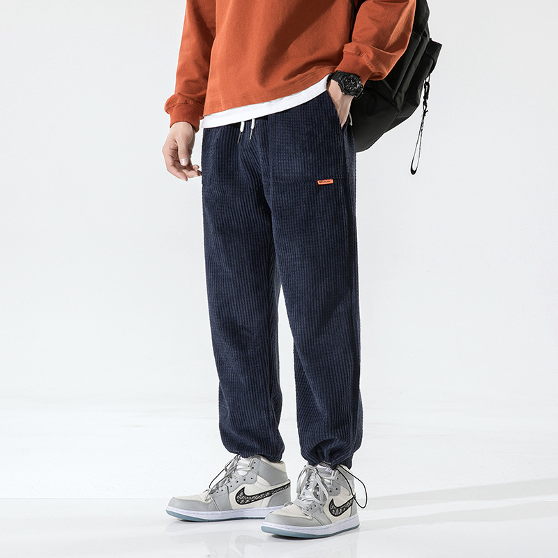 2026 Corduroy lazán szabott férfi sportnadrág, koreai stílus, cropped hosszúságú, bokáig érő