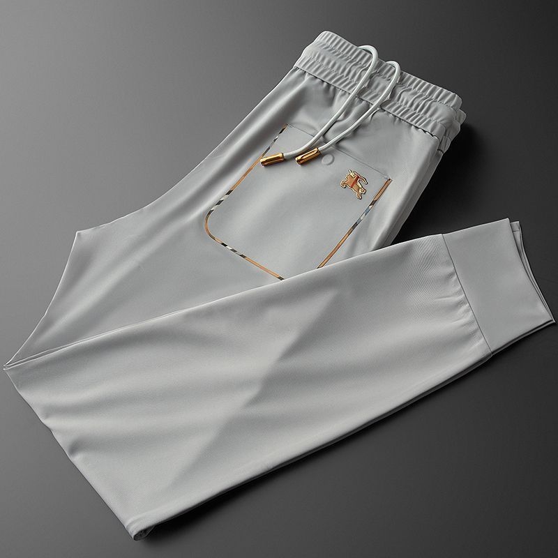 Férfi nyári vékony sportnadrág jég-selyem anyagból, slim-fit, ló mintás relief mintázattal