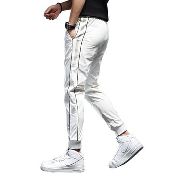 Muške sportske duge hlače od ice silk, slim-fit, tanke, bijeli prugasti uzorak, prozračne