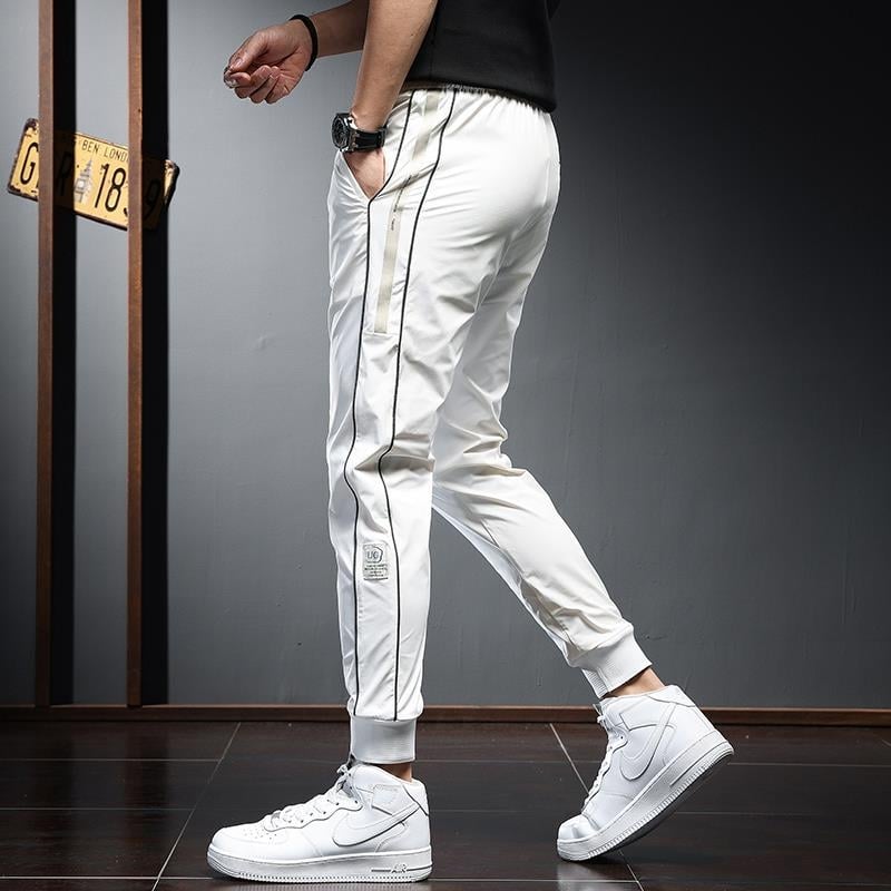 Muške sportske duge hlače od ice silk, slim-fit, tanke, bijeli prugasti uzorak, prozračne
