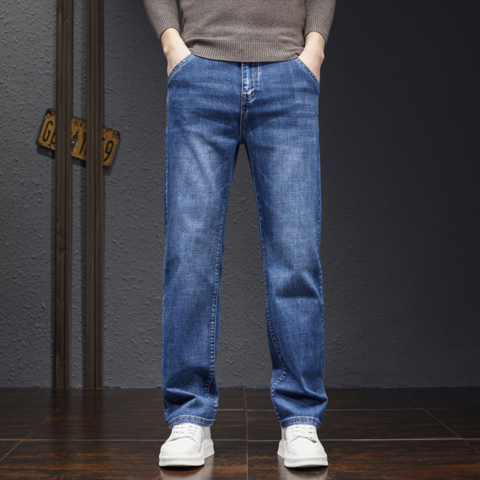 Kiváló minőségű, sokoldalú, lazán szabott straight-leg férfi denimnadrág, nyári viselet, elasztikus