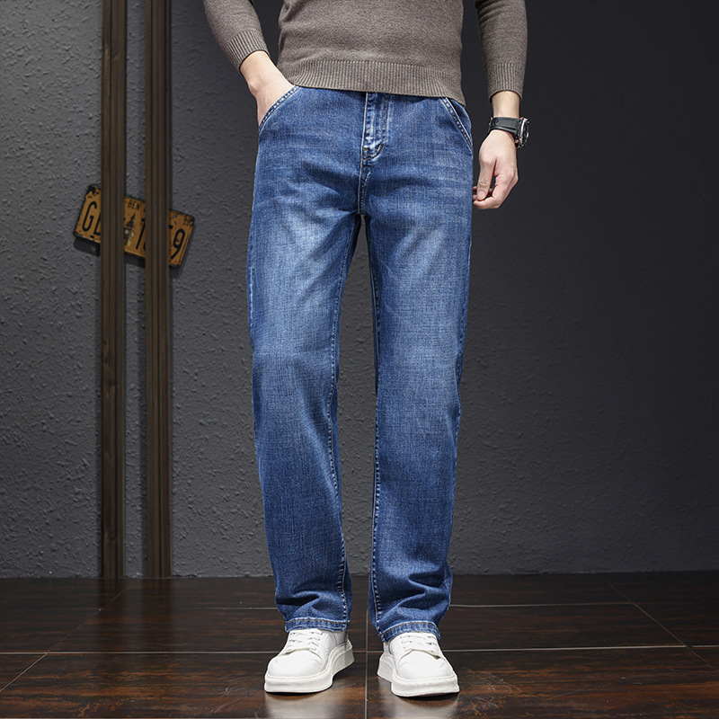 Kiváló minőségű, sokoldalú, lazán szabott straight-leg férfi denimnadrág, nyári viselet, elasztikus