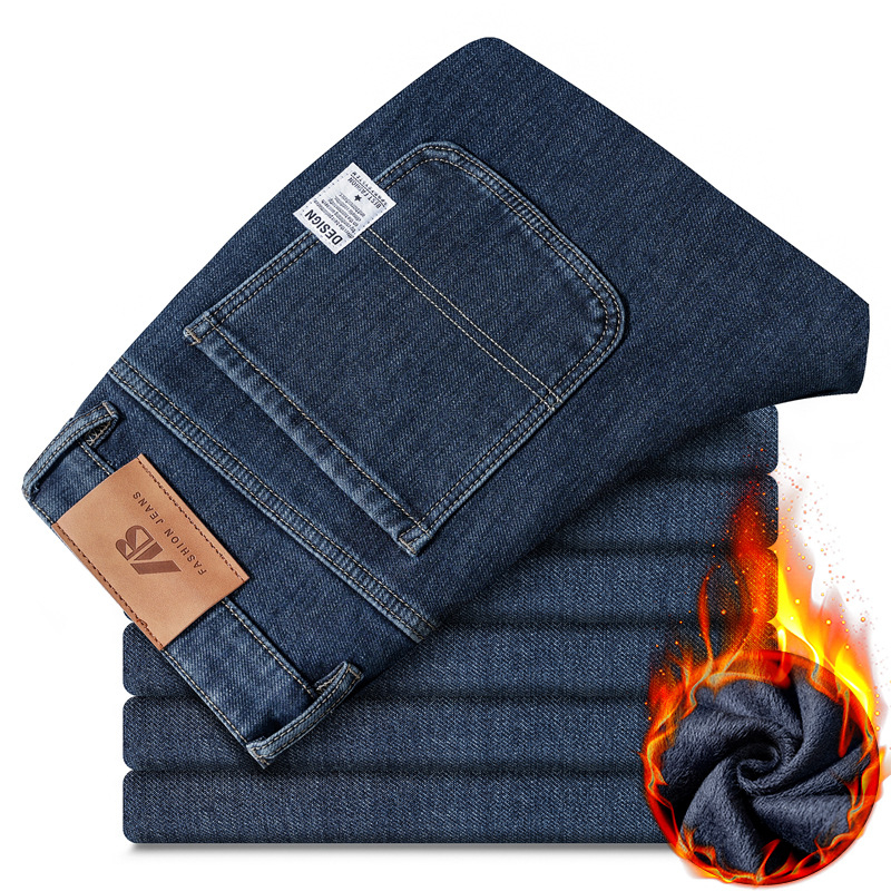 Fleece-vel bélelt vastag farmernadrág férfiaknak, lazán szabott egyenes szabású, kék-szürke, 9/10 hosszúságú, tél 2025