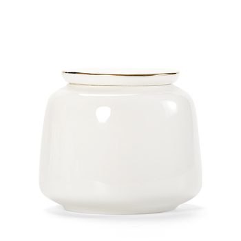 Mala bijela keramička posuda za čaj od bijelog porcelana, prijenosna i čvrstim zatvaranjem