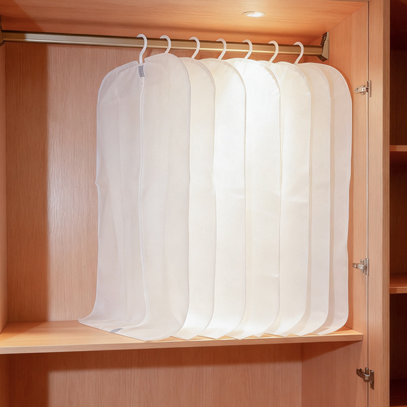 Zaštitni omotač za odjeću i torba za garderobu — otporna na vlagu i prašinu, minimalistički organizator garderobe