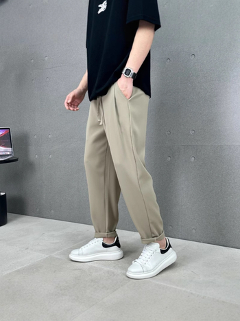Muške hlače od Ice Silk, ljetni model 2025, ravni kroj, opušten fit, casual stil s korejskim utjecajem, vrhunski izgled