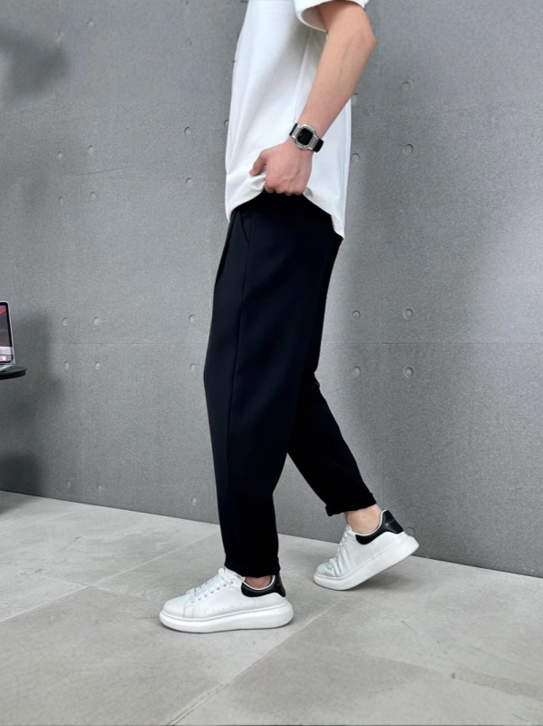 Muške hlače od Ice Silk, ljetni model 2025, ravni kroj, opušten fit, casual stil s korejskim utjecajem, vrhunski izgled