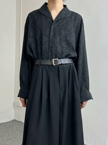 Uniszex japán stílusú minimalist designú nadrág, magas minőségű, széles, drapírozott fazon