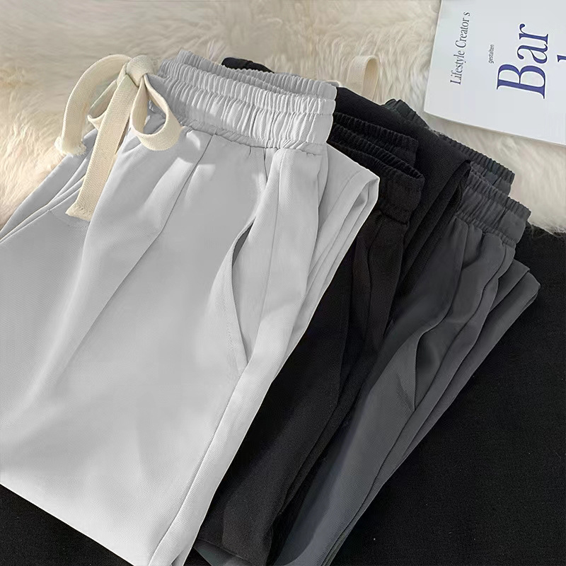 Férfi nyári könnyű nadrág, laza szabású, egyenes szár, Ice Silk anyagból, mindennapi viseletre.