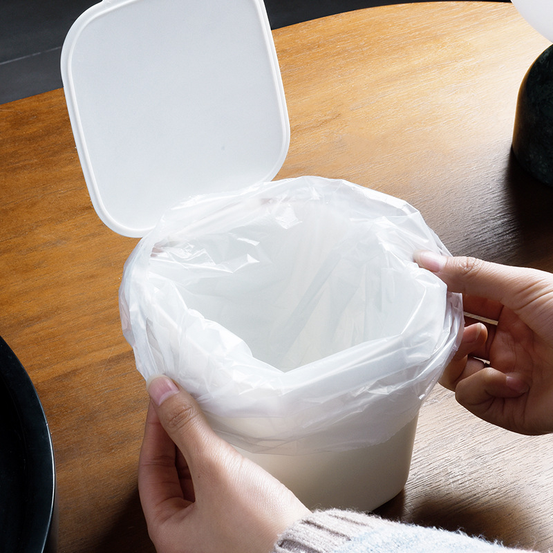 Plastični stolni koš za otpatke s poklopcem, kompaktni kvadratni koš za dom i ured – za prostor studija, dnevnog boravka i spavaće sobe.