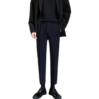 Muške hlače uskog kroja, kratke dužine, plus veličina, ravni kroj, poslovno- casual stil s draperiranim učinkom