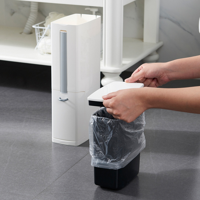 Plastična košara za kupaonicu s poklopcem i četkom za zahod, pogodna za vrećice za otpad i toaletni papir, kapacitet do 4 L.