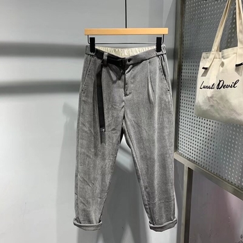 Férfi corduroy nadrág, slim szabás, bokáig érő hossz, üzleti casual stílus, anti-wrinkle
