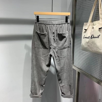 Férfi corduroy nadrág, slim szabás, bokáig érő hossz, üzleti casual stílus, anti-wrinkle
