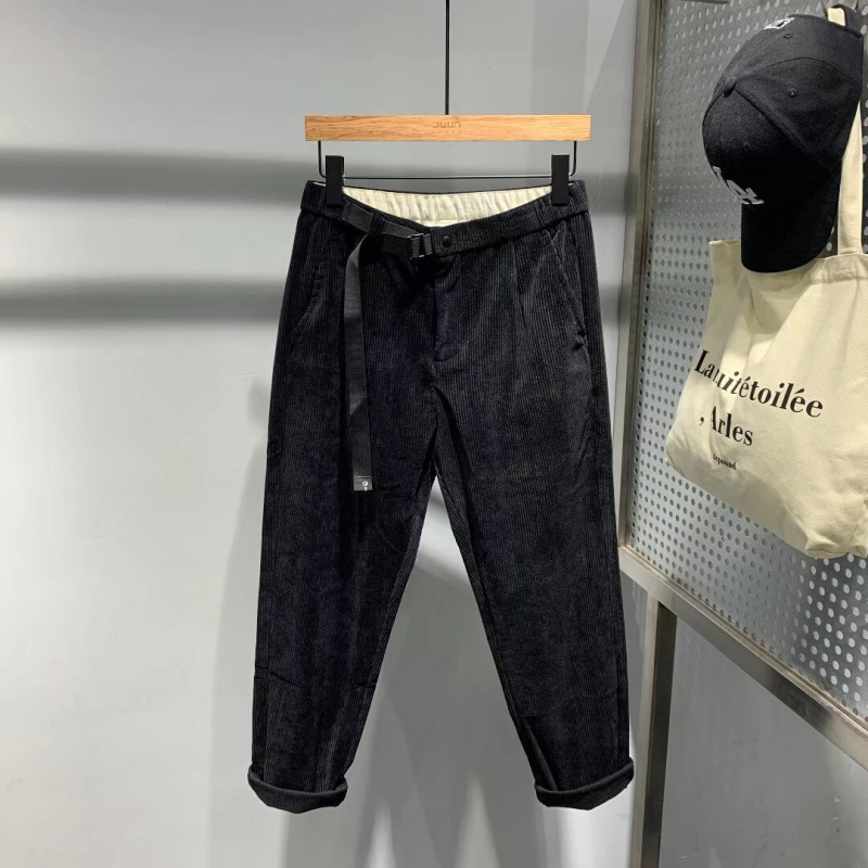 Férfi corduroy nadrág, slim szabás, bokáig érő hossz, üzleti casual stílus, anti-wrinkle