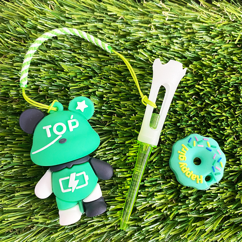 Privjesak medvjed za golf Tee — silikon/plastični držač lopte s fiksnim prstenom