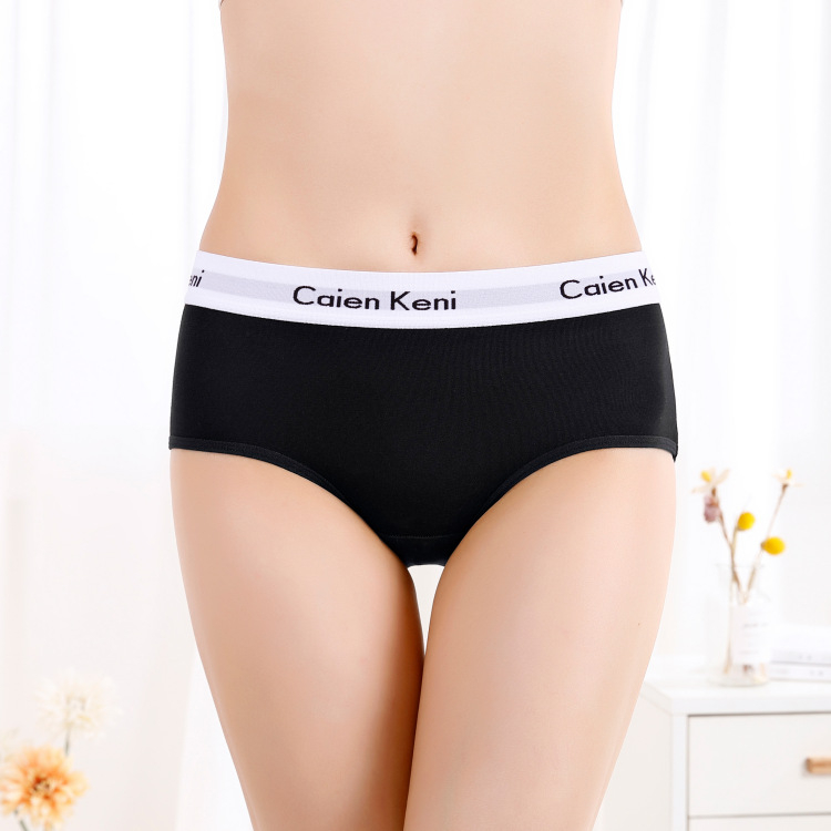 Ženske gaćice od pamuka, srednja visina, prozračné, podizanje stražnjice, model Coko