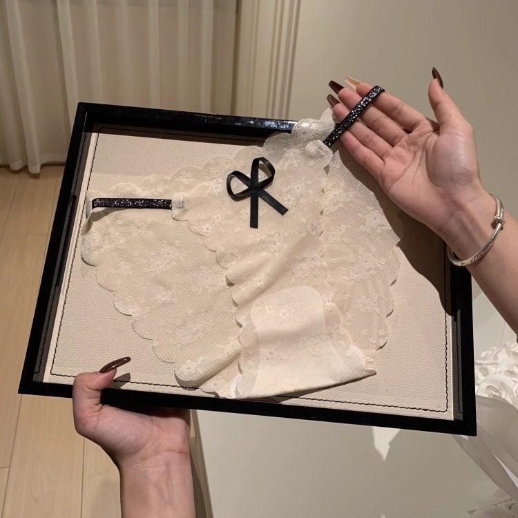 Bešavne čipkaste gaćice za žene s antibakterijskom zaštitom prepona, nizak struk, seksi