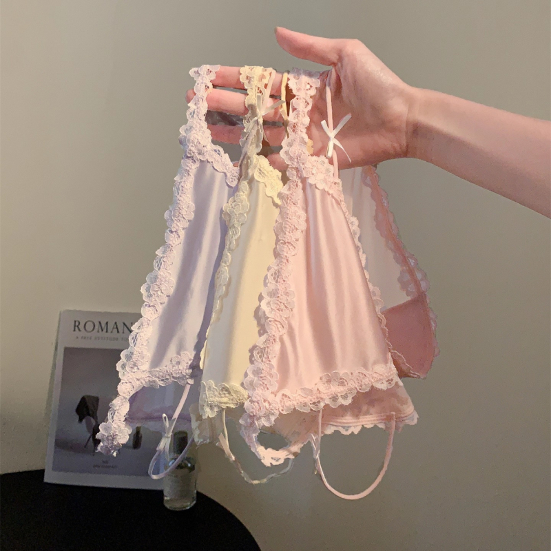 Satenske ženske gaćice s niskim strukom i tankim trakama, ice silk tkanina, ljetni lagani model, visok otvor, pamučna podstava
