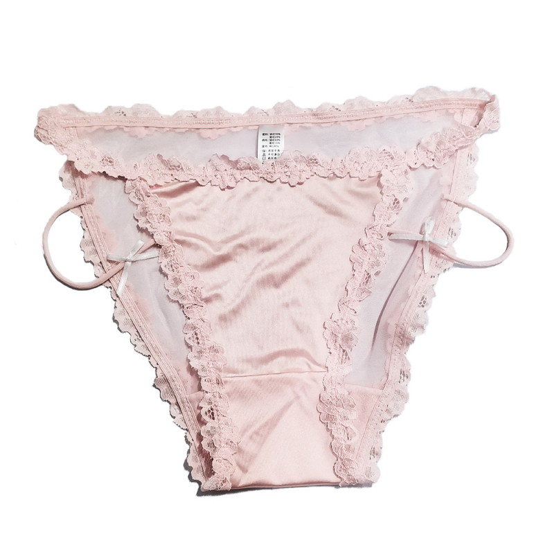 Satenske ženske gaćice s niskim strukom i tankim trakama, ice silk tkanina, ljetni lagani model, visok otvor, pamučna podstava