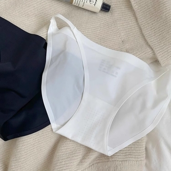 Japanski stil, jednostavne ženske gaćice od ice silk, prozračne i udobne, s niskim strukom, jednobojne