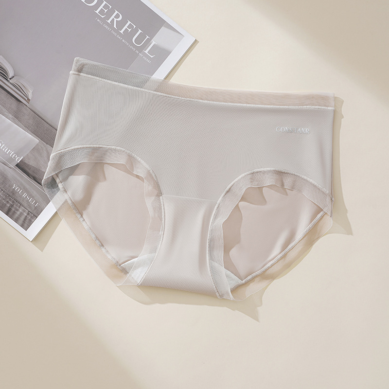 Ženske gaćice od ice silk materijala s pamukom u području prepona, srednji pojas, trokutasti kroj, prozračne, antibakterijske