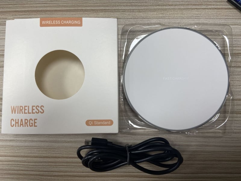 GY-68/X8 Suprafață mată 10W Încărcător wireless Transmițător, aliaj de aluminiu, încărcare rapidă