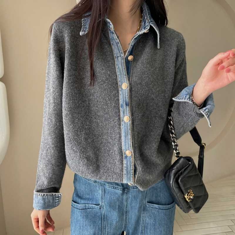 Női kötött kardigán denim panellel, karcsúsító hatás, lazán elegáns stílusban, őszi-téli 2025
