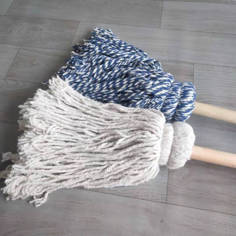 Pamukasti mop s okruglom glavom i drvenom drškom, produžena glava, upija vlagu za podove