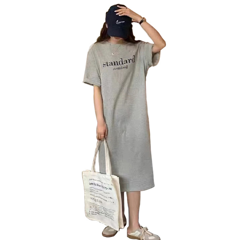 Плюс размер дамска лятна рокля с къс ръкав в стил T-shirt, до коляното с цепка, свободна кройка