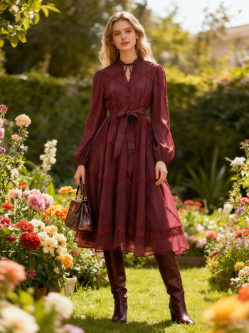 Francia stílusú vintage patchwork maxi ruha karcsúsított derék sziluettel, hosszú ujjú, tavasz 2026