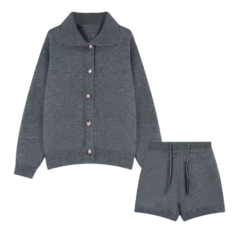 Női két darabos szett ősz-télre, koreai stílusú reveres pulóver-kardigán és magas derékú, széles lábú háromnegyedes nadrág