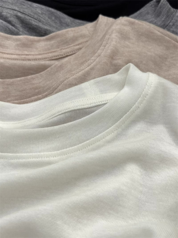 Ženski T-shirt u japanskom stilu, lagan i tanak, kratki rukavi, jednobojan, okrugli izrez, pleteni gornji dio