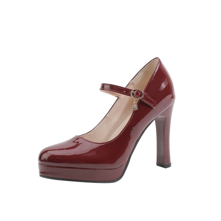 Ženske Mary Jane cipele s oštrim vrhom i malim otvorom sprijeda, remen s kopčom, debeli potplat, visokim petom 6–8 cm, retro stil