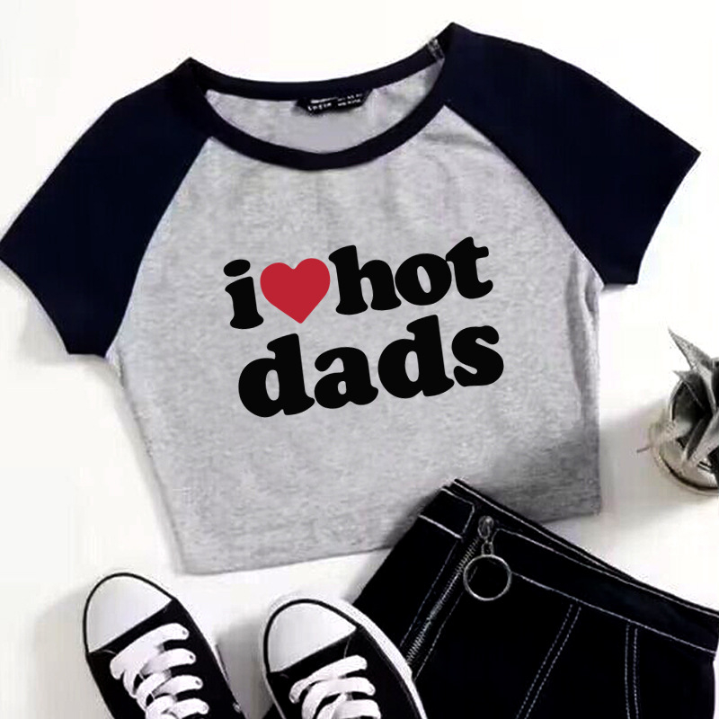 Novo žensko T-shirt s kratkim raglan rukavima, print 'I love hot dads', street hipster stil, poliester