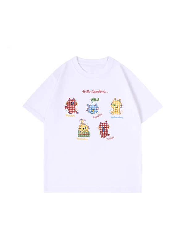 Damski bijeli pamukasti T-shirt kratkih rukava, američki stil, ležerni oversize kroj, okrugli izrez, print s tekstom.
