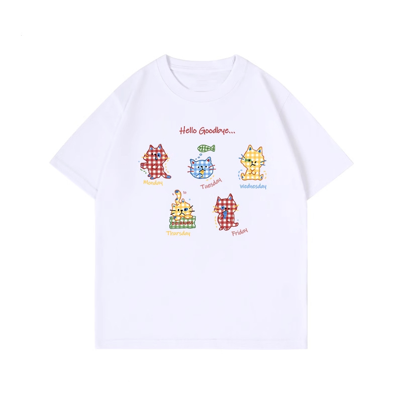 Damski bijeli pamukasti T-shirt kratkih rukava, američki stil, ležerni oversize kroj, okrugli izrez, print s tekstom.