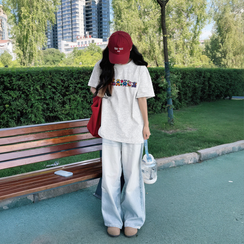 Plus-size crna ženska pamučna majica kratkih rukava, ležernog kroja, anime otisak, Harajuku stil