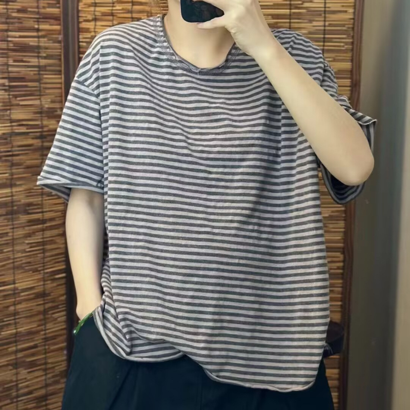 Ženski pamučni prugasti T‑shirt, ljeto, slobodan kroj, okrugli izrez, 3/4 rukavi, kratka duljina, stil 9511