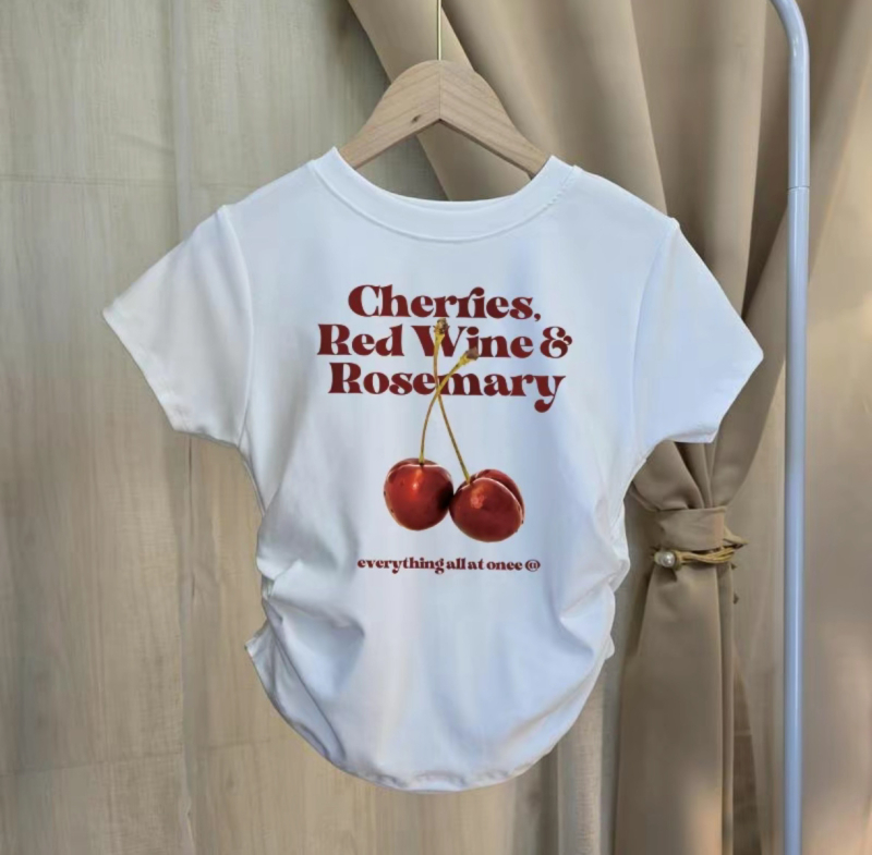 Ženski kratki T-shirt s okruglim izrezom, tisk slovima, kratka duljina — ljeto 2025