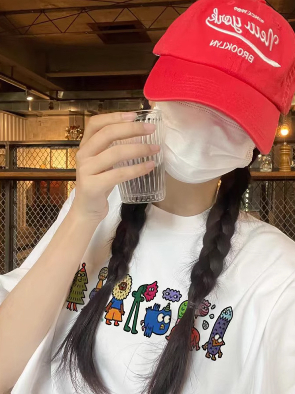 Ženski pamučni T-shirt s printsom anime i crtića, kratki rukavi, udoban široki kroj, svakodnevno nošenje